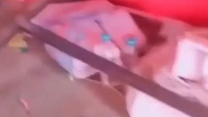 Viral: क्लास के अंदर फिर गुरुजी ने कर दिया घिनौना कांड, देखिए Video