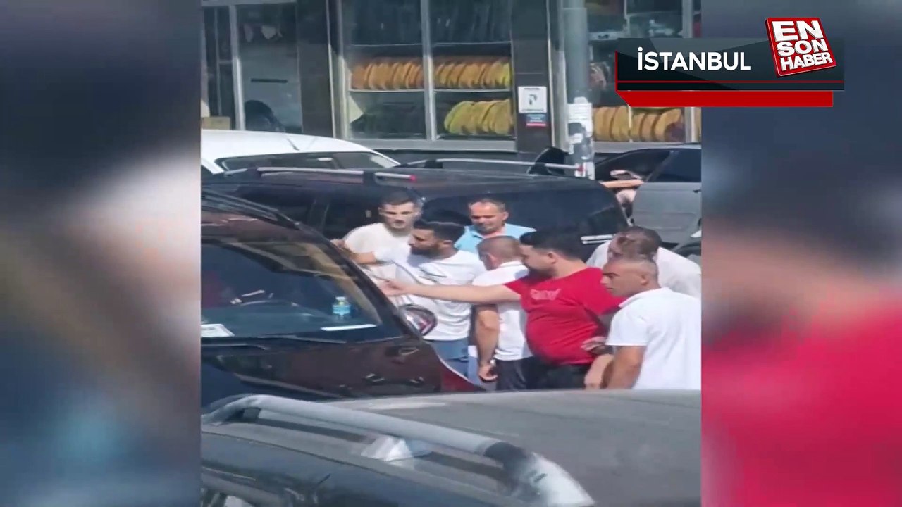 Metris Cezaevi’nin önünde dayak yedi