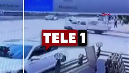 Adana’da feci ölüm! Emniyet kemeri takmayan sürücü camdan dışarı fırladı