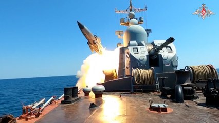 Rusia efectúa ejercicios para destruir barcos en zona cerrada a navegación en el mar Negro