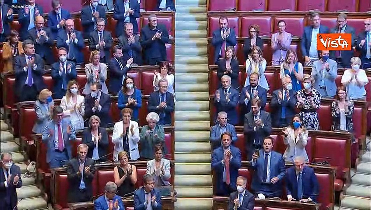 Un anno fa le dimissioni di Draghi e la caduta del Governo. Ecco l'annuncio del premier alla Camera