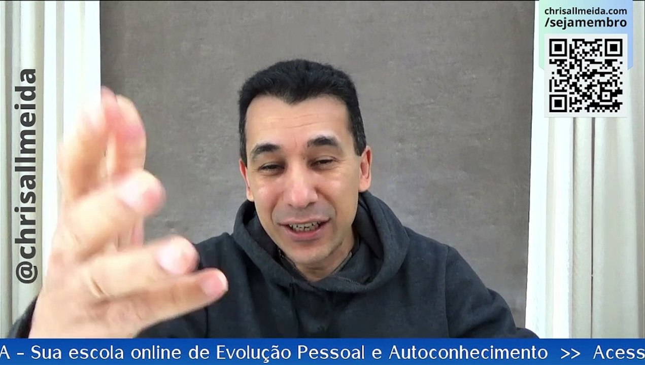 SUCESSO E FELICIDADE DE MÃOS DADAS