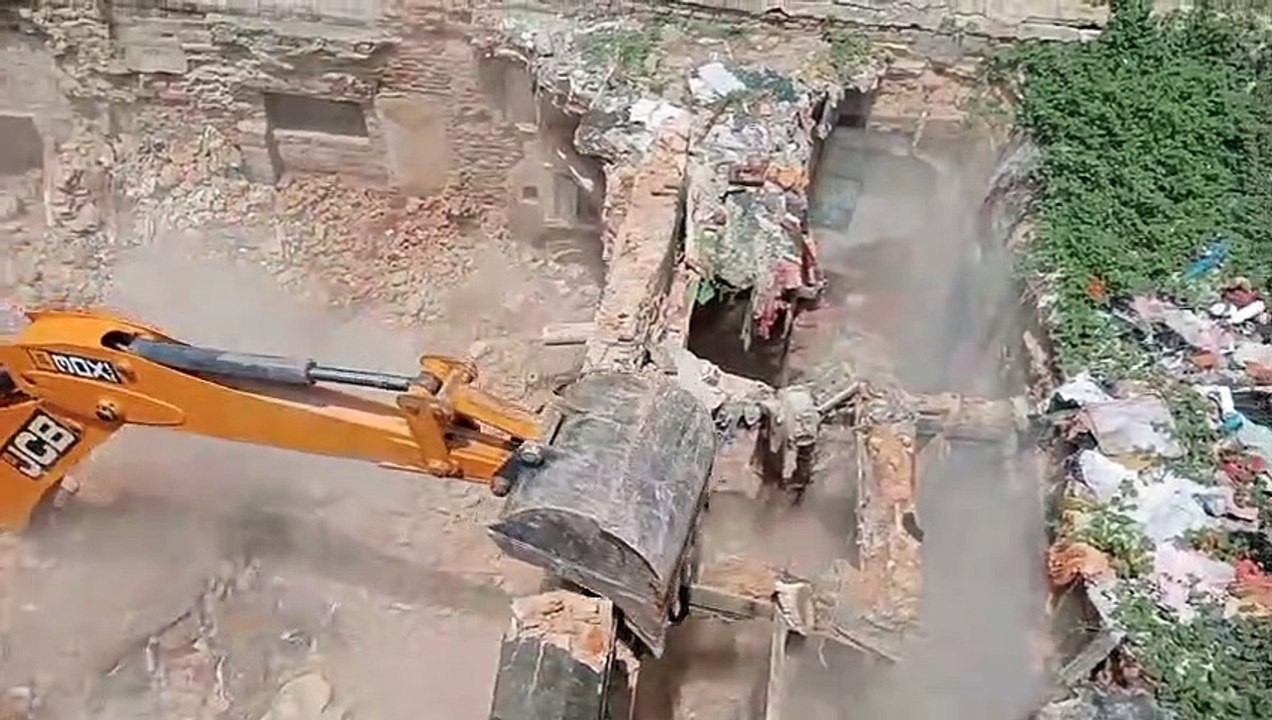 अब जागा निगम, जर्जर इमारतों-मकानों को हटाने की कार्रवाई शुरू
