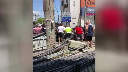 Mudanya'da freni boşalan kamyonet kaza yaptı: 2 yaralı