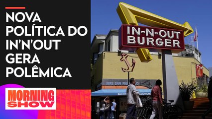Rede de fast food bane uso de máscaras para que funcionários mostrem sorrisos