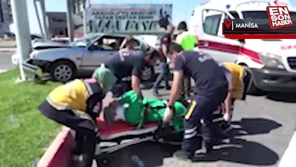 Malatya'da kaza yapan şoför şoka girdi, araçtan inmek istemedi