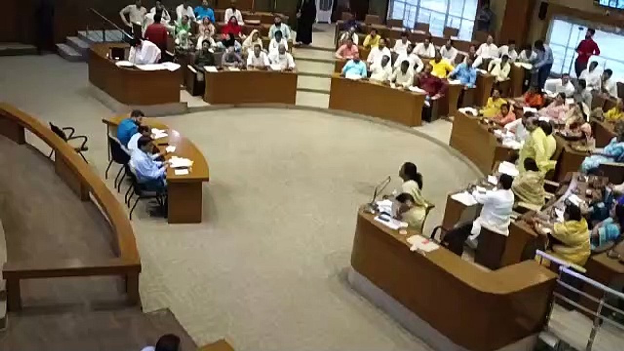 bmc नगर निगम परिषद अध्यक्ष- महापौर विवाद: तल्खी ऐसी कि महापौर ने सात माह तक अपनी निधि तय नहीं की, सरकारी आवास भी अब तक नहीं लिया