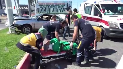 4 kişinin yaralandığı kazada şoka giren sürücü uzun süre araçtan inmek istemedi