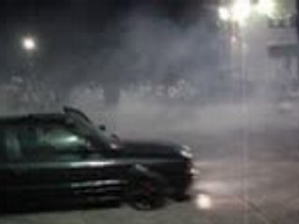 BMW E30 burnout