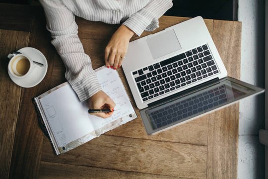 Las 4 Mejores Maneras De Ganar Dinero Fácil Fuera De Tu Trabajo