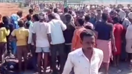 बहराइच: संदिग्ध परिस्थितियों में महिला की हुई मौत, पुलिस शव का करा रही पीएम...