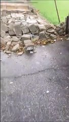 Maltempo in Brianza, crolla il muro del campo da calcio di Ornago