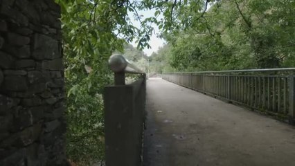 Adiós a una campaña que será recordada por la "guerra de las lonas"