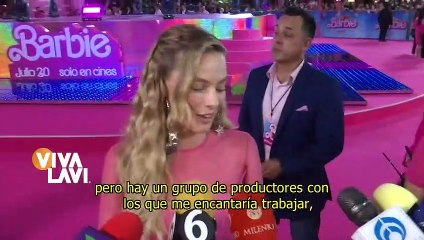 Margot Robbie sorprende a fan al hablarle en lenguaje de señas