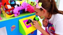 Historias divertidas con juguetes para niños - videos de Vlad y Niki