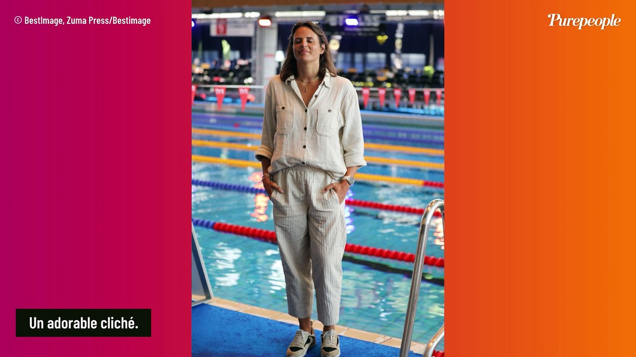 Laure Manaudou maman de Manon déjà immense à 13 ans : gros câlin sous le soleil pour un duo très complice