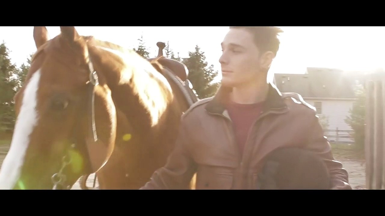 En vérité, les vertus du mensonge Bande-annonce (EN)