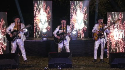 Los Diamantes De Sinaloa - Te Solté La Rienda (En Vivo)
