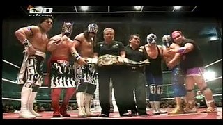 Euforia & Niebla Roja & Último Guerrero © vs Atlantis & Máximo & Valiente for the CMLL World Trios Championship | CMLL 10 27 2014 Arena Puebla