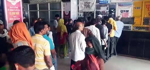 मौसमी बीमारियों और आई फ्लू ने पैर पसारे