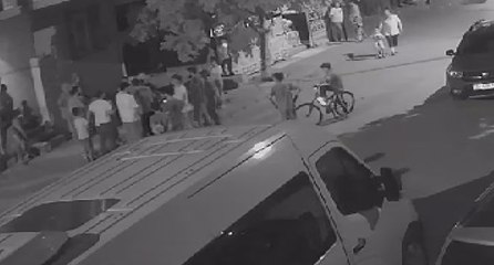 Çocuk kavgası, sokak kavgasına dönüştü