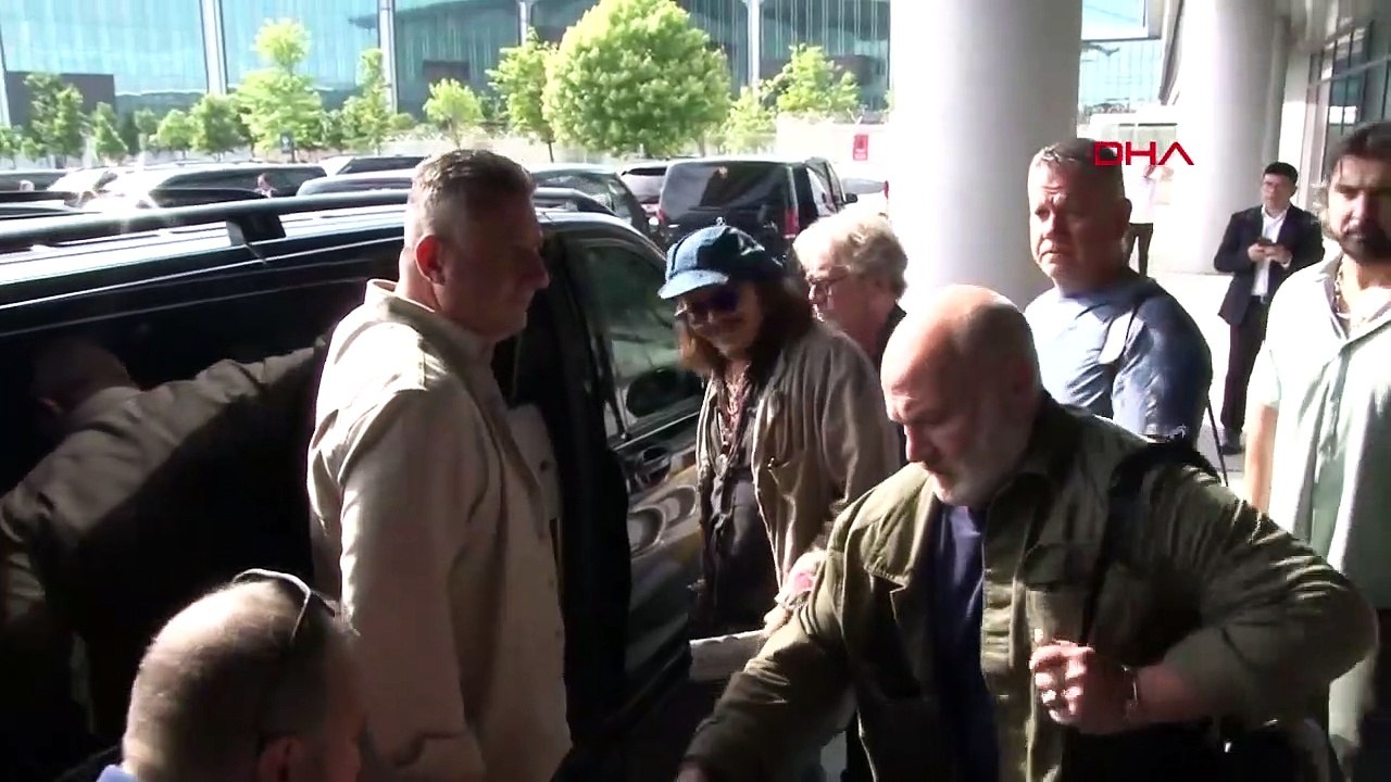 Première déclaration sur l'état de santé de Johnny Depp, qui était inconscient dans sa chambre d'hôtel：Sûr et en bonne santé