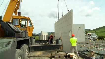 Grand Designs New Zealand S01E01 – Inspiring Home Transformations 🏡