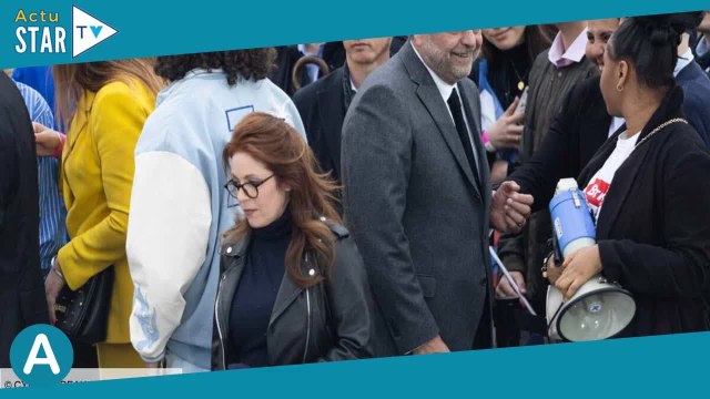 Éric Dupond-Moretti et Isabelle Boulay : ce moment de gêne vécu dans les jardins de l’Élysée