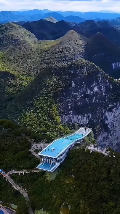 Dashiwei Tiankeng Landform Scenic Area.