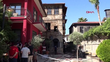 Antalya'da butik otelde yangın: 2 ölü, 12 yaralı
