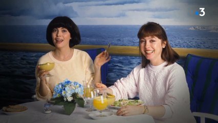 C'est une merveilleuse complice Mireille Mathieu évoque sa relation fusionnelle avec sa sœur Monique