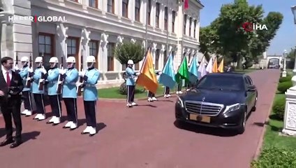 Cumhurbaşkanı Erdoğan, Cezayir Cumhurbaşkanı Tebbun ile görüşüyor