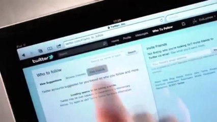 Elon Musk, Twitter'ın doğrudan mesaj sınırlaması kararıyla eleştirildi