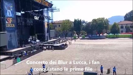 Concerto dei Blur a Lucca, i fan conquistano le prime file / Video