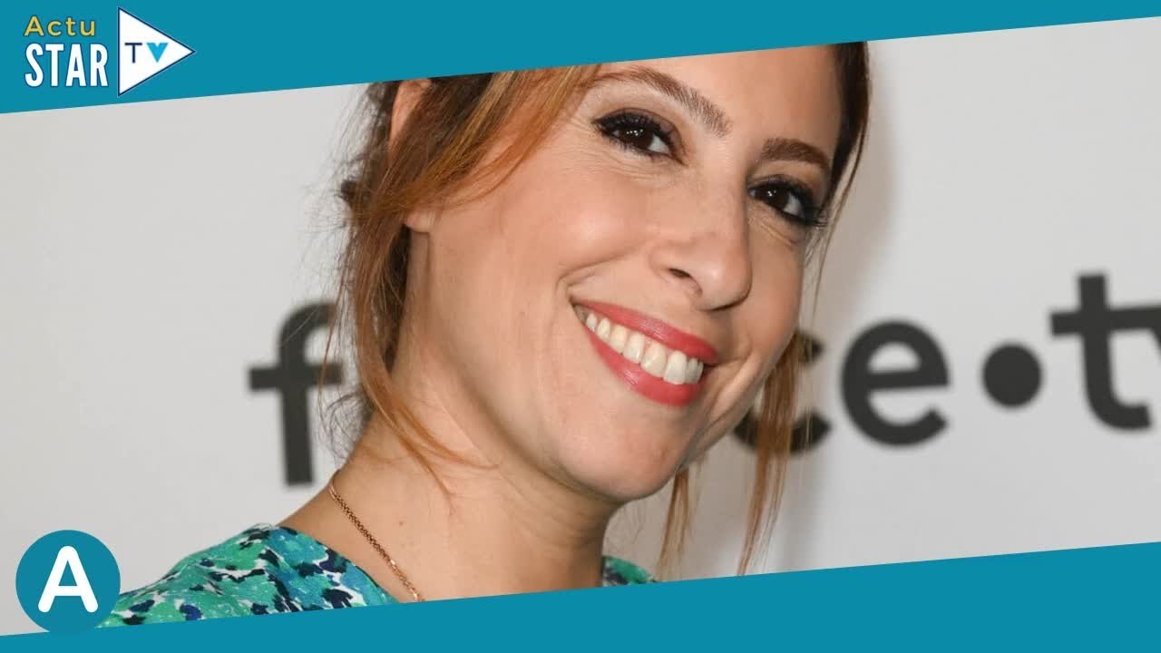 Léa Salamé sur la plage avec son fils en Corse : photo de son "gang"