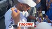 Kylian Mbappé s'arrête saluer les supporters - Foot - PSG