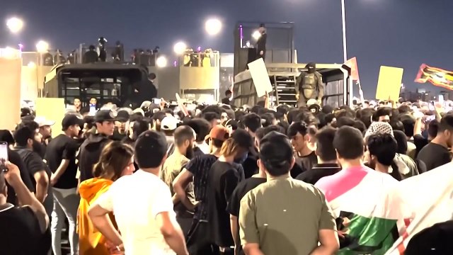 스웨덴에 이어 덴마크도 '코란 소각'...중동 강력 반발 / YTN