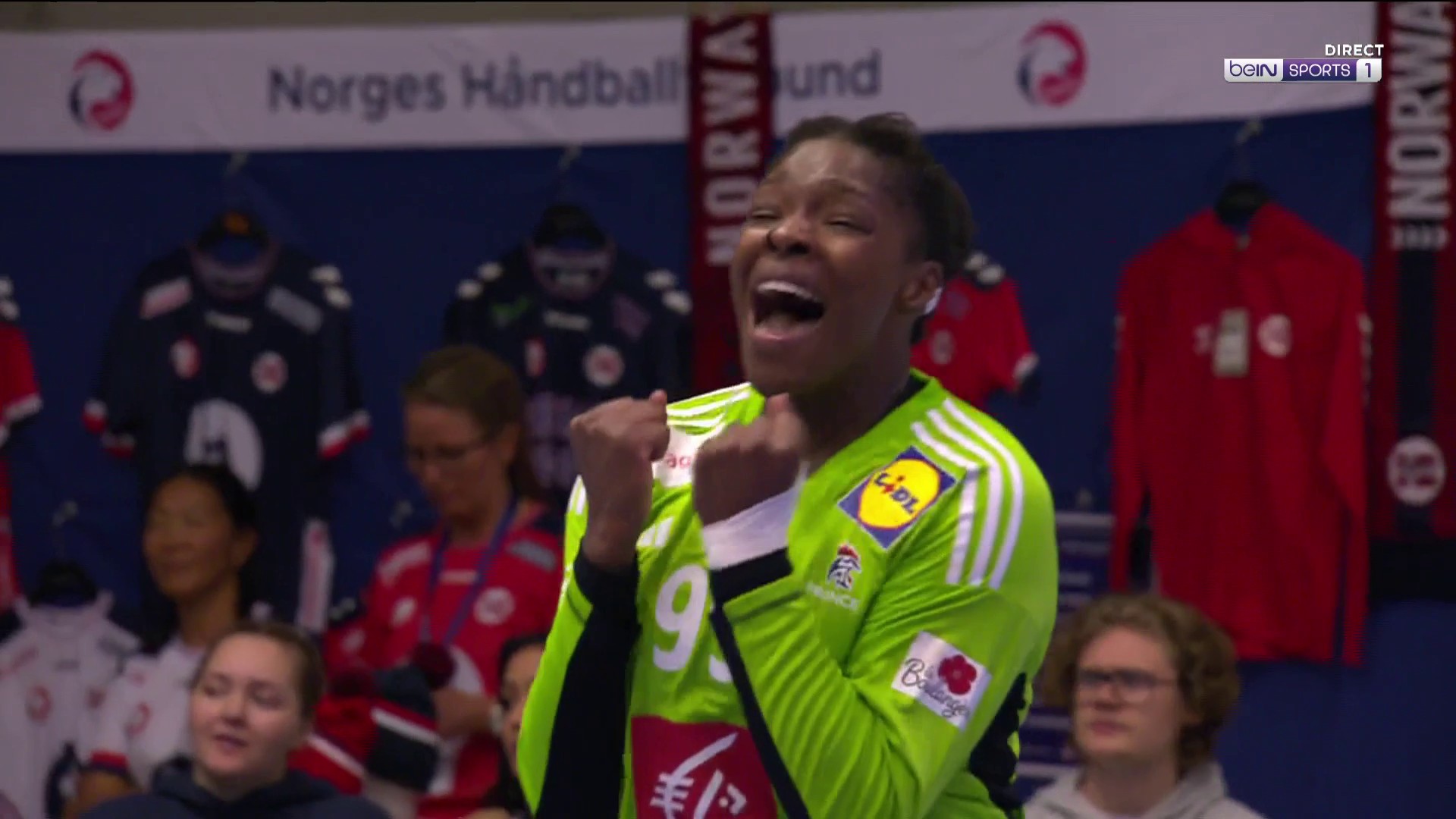 Handball féminin : la France domine la Norvège en amical