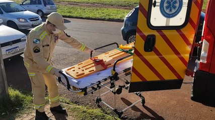 Idosa machuca o joelho ao sofrer queda em residência no Florais do Paraná