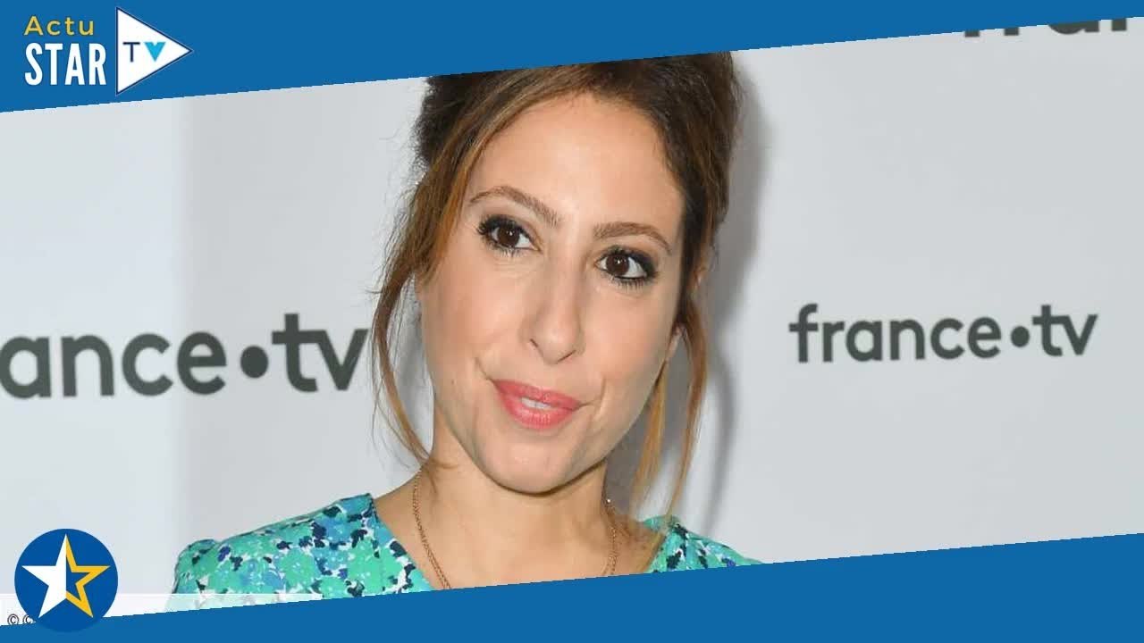 « Mon gang » : Léa Salamé partage des clichés de ses vacances en famille