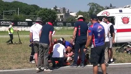 Minik yarışçılar kaza yaptı, annesi gözyaşlarına boğuldu