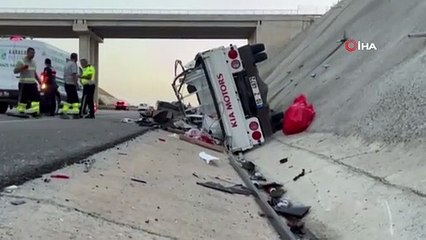 Un camion heurte un camion par derrière : 1 mort