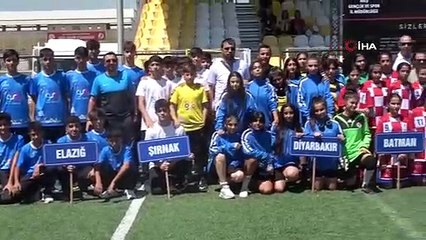 Anatolian Stars League, les demi-finales de football ont eu lieu à Muş