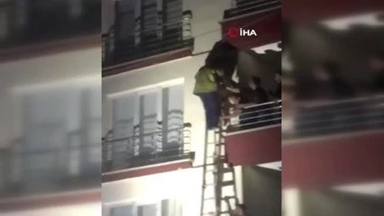 Evde uyuya kalan genç ekipleri seferber etti