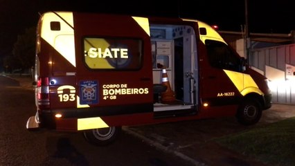 Homem fratura a perna ao cair do 2° andar de imóvel em Cascavel