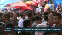 Blusukan ke Pasar Jokowi Bagikan Bantuan ke Pedagang
