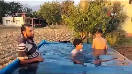 Profiter de la piscine sur le semi-remorque à Osmaniye