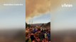 Grèce : des milliers de touristes fuient Rhodes, en proie aux incendies