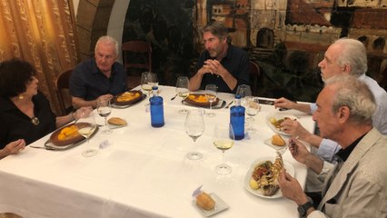 Votar, safaris de negros, éxtasis, conciertos y Richard Gere