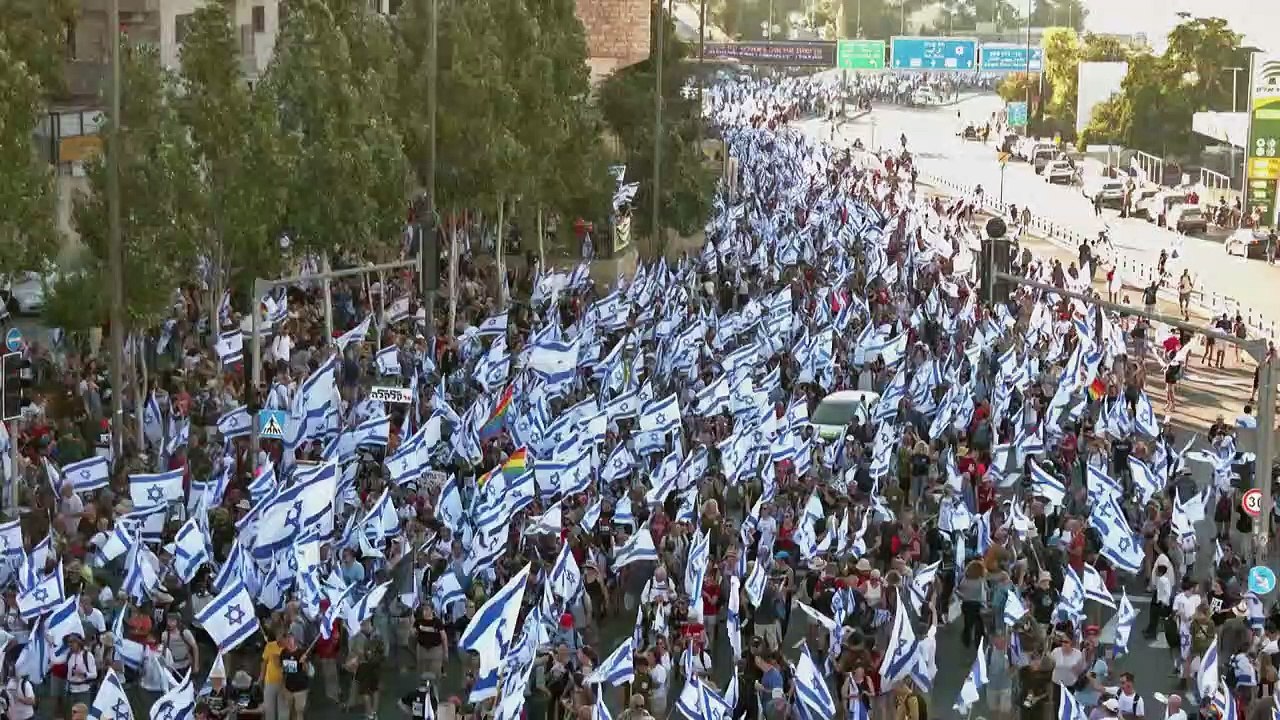 Herz-Operation bei Netanjahu - tausende protestieren gegen Regierung
